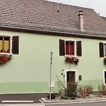 Cosy Gite, King Bed, Fast Wifi *