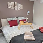 Cosy Gite, King Bed, Fast Wifi Jungholtz