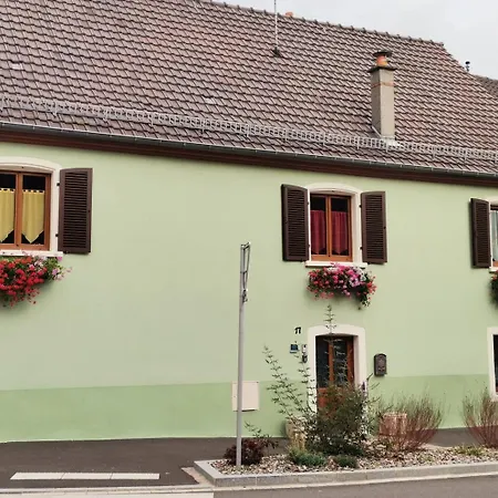 Cosy Gite, King Bed, Fast Wifi *
