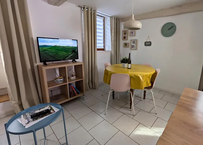 公寓 Cosy Gite, King Bed, Fast Wifi