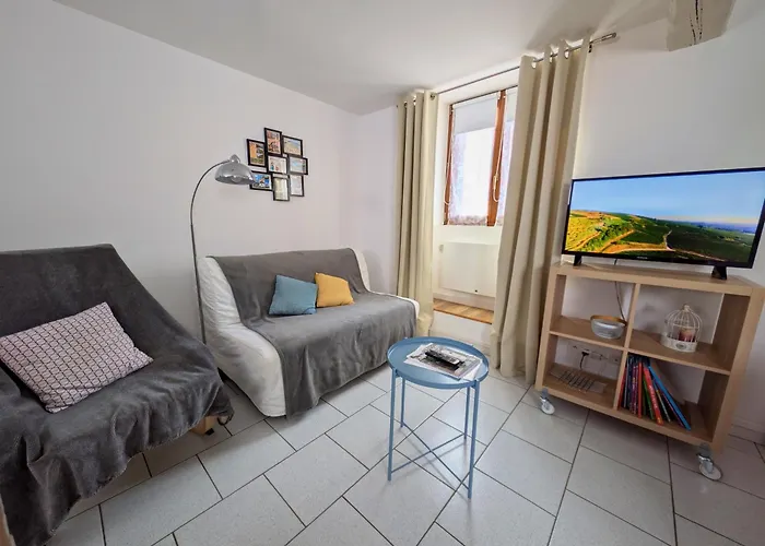 Cosy Gite, King Bed, Fast Wifi 公寓